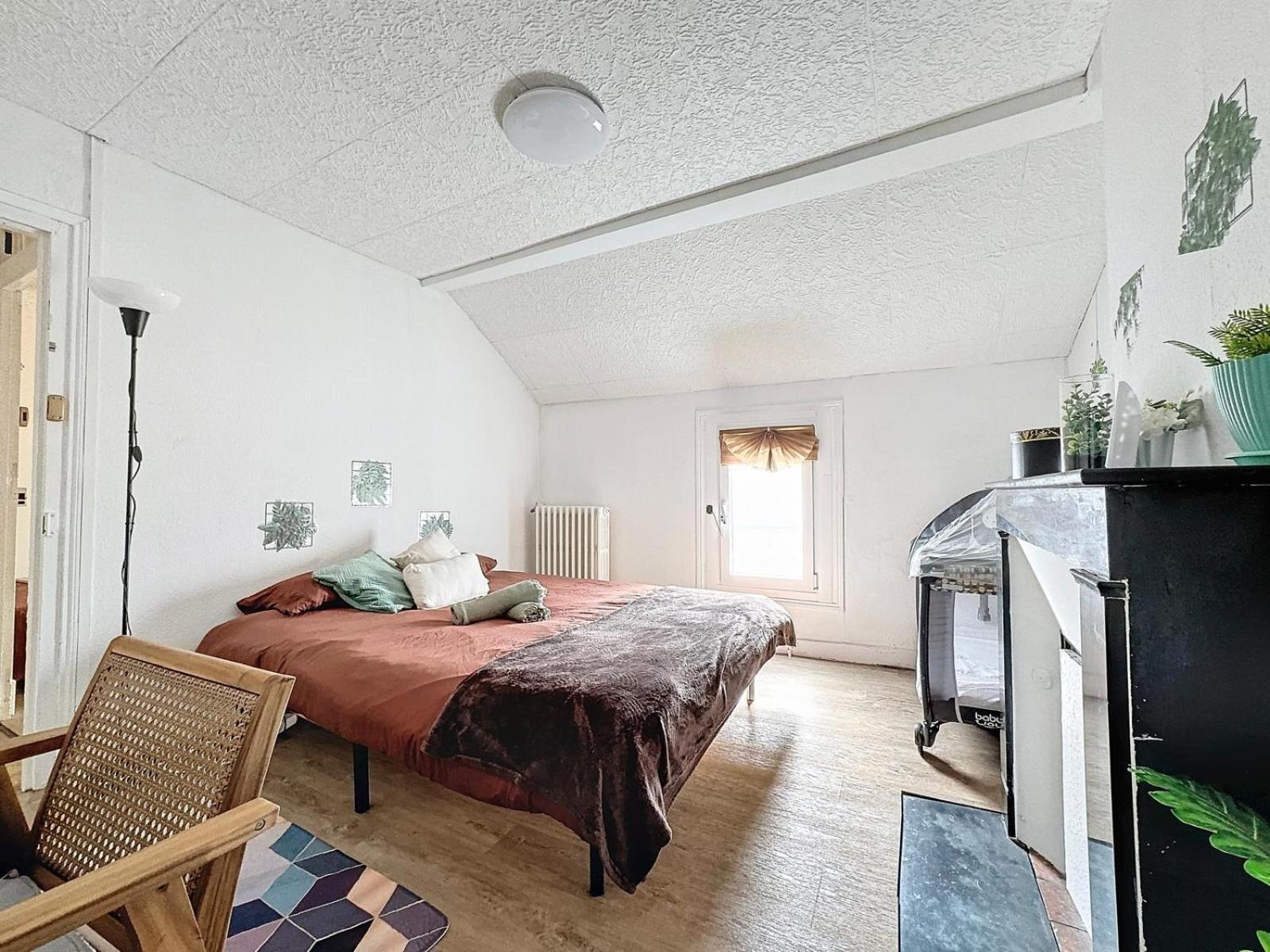 A1 Champagne Residence - 200 M2 14 Personnes 2 Toilets 4 Showers - Hyper Centre - Chalons En Champagne Exterior foto