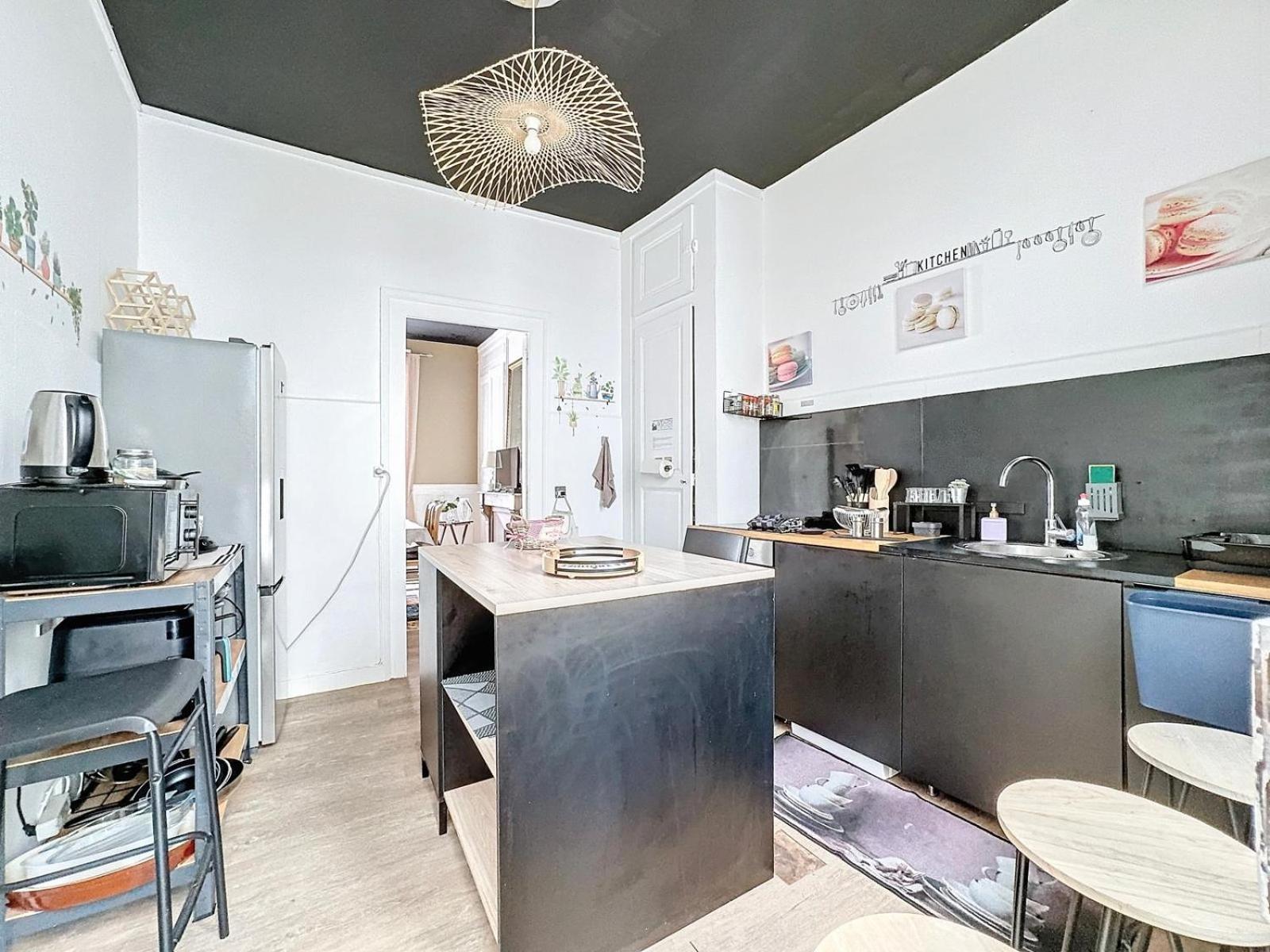 A1 Champagne Residence - 200 M2 14 Personnes 2 Toilets 4 Showers - Hyper Centre - Chalons En Champagne Exterior foto